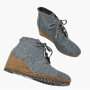 Dr.  Scholl’s Close Call Wedge Booties Size 8 Gray